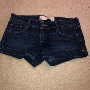 abercrombie and fitch women’s jean shorts size 25
